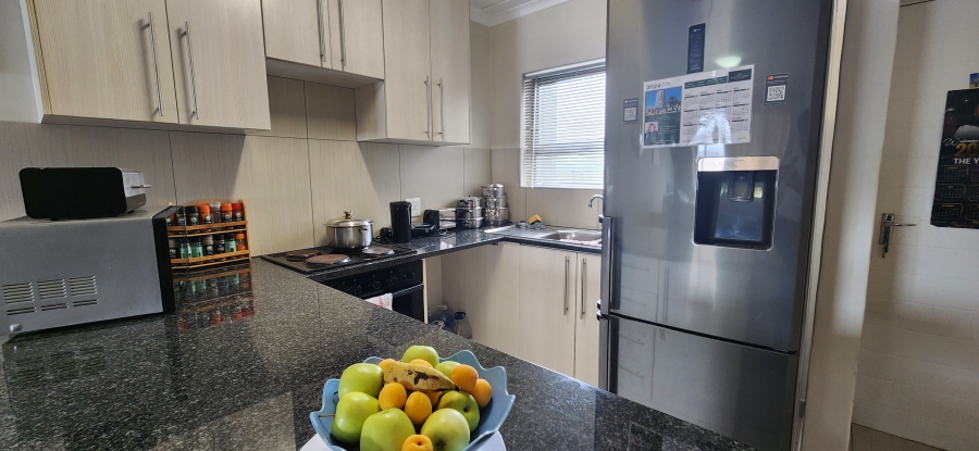 2 Bedroom Property for Sale in Parklands East Western Cape